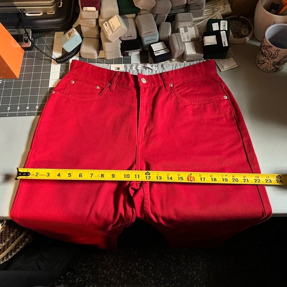 NWT Vintage Tommy Hilfiger Red Relaxed Mom Jeans Size 14 - Picture 6 of 6
